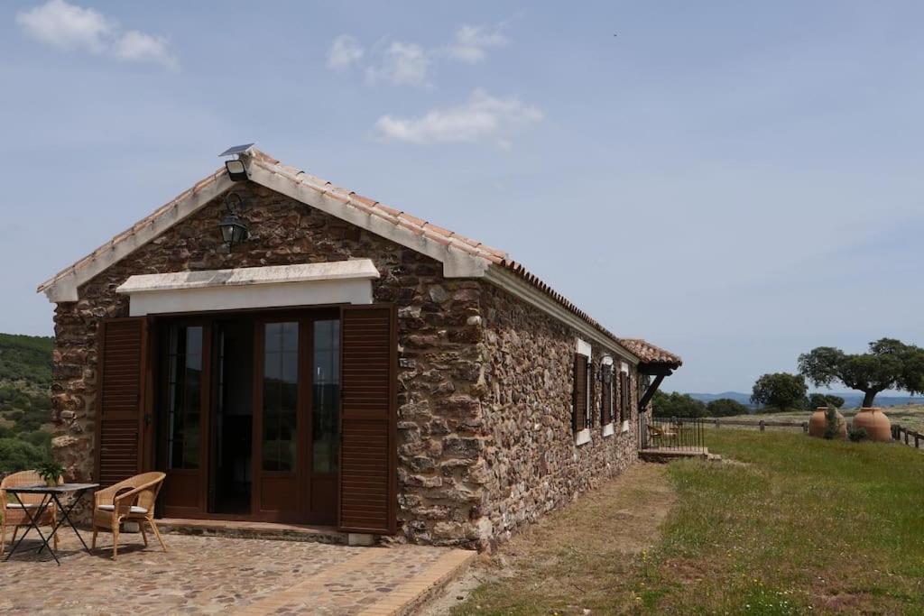 Finca La Alcolehuela En Parque Natural De Despenaperros Santa Elena Exterior photo